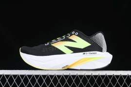 Picture of New Balance FuelCell Rebel _SKUfw18431412369859067fw